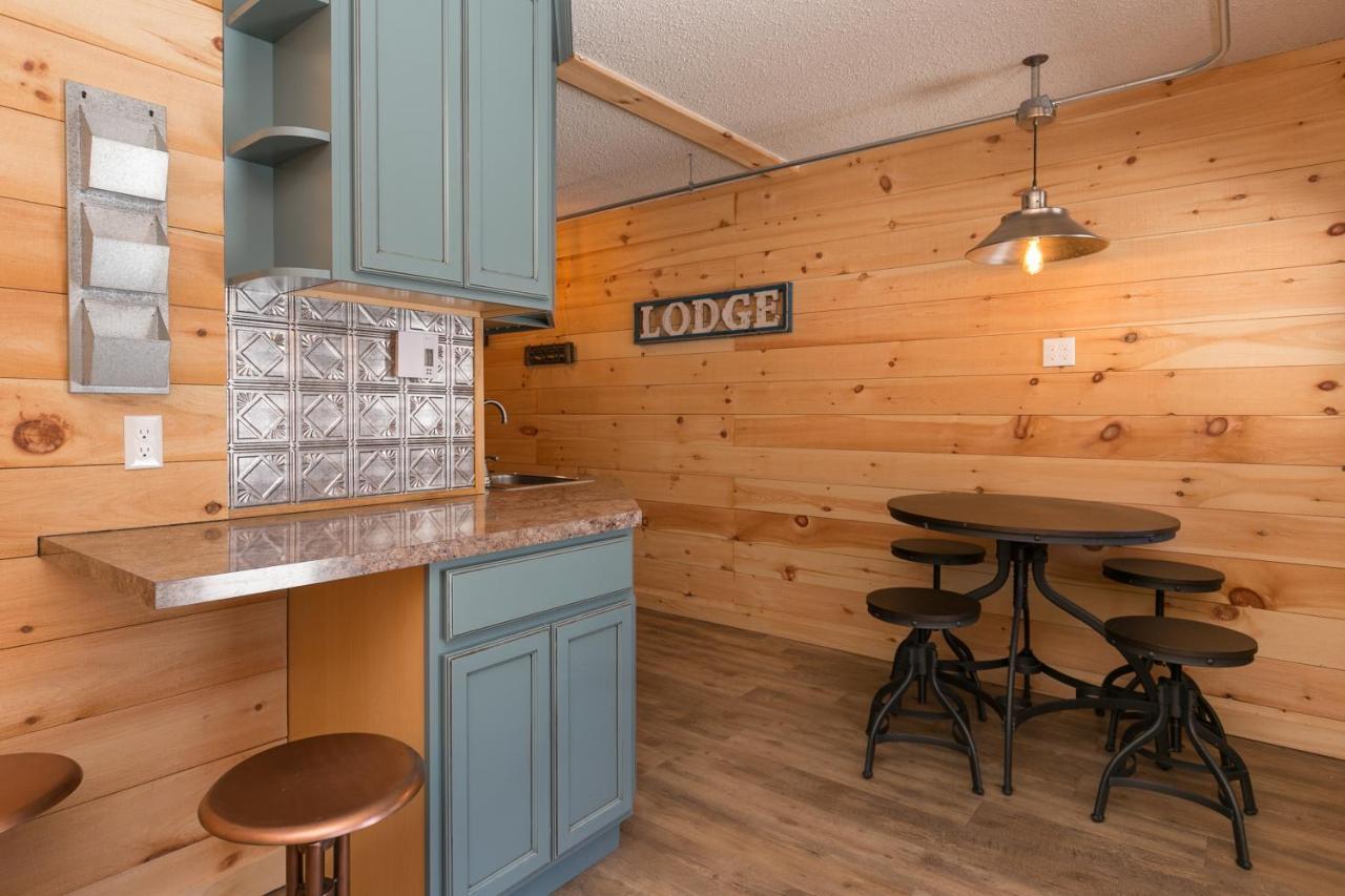 Warren Lodge Rum bild